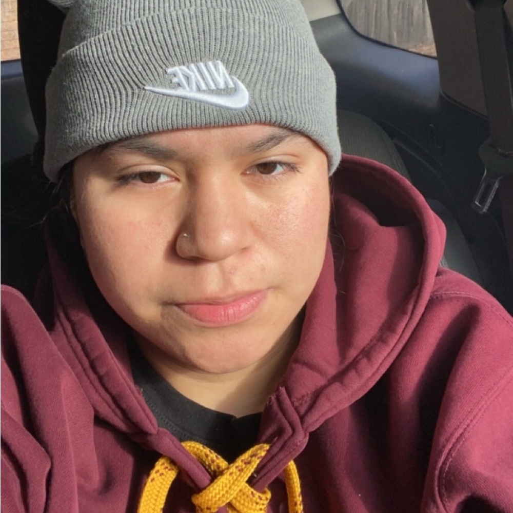Meet your Posher, Mariela